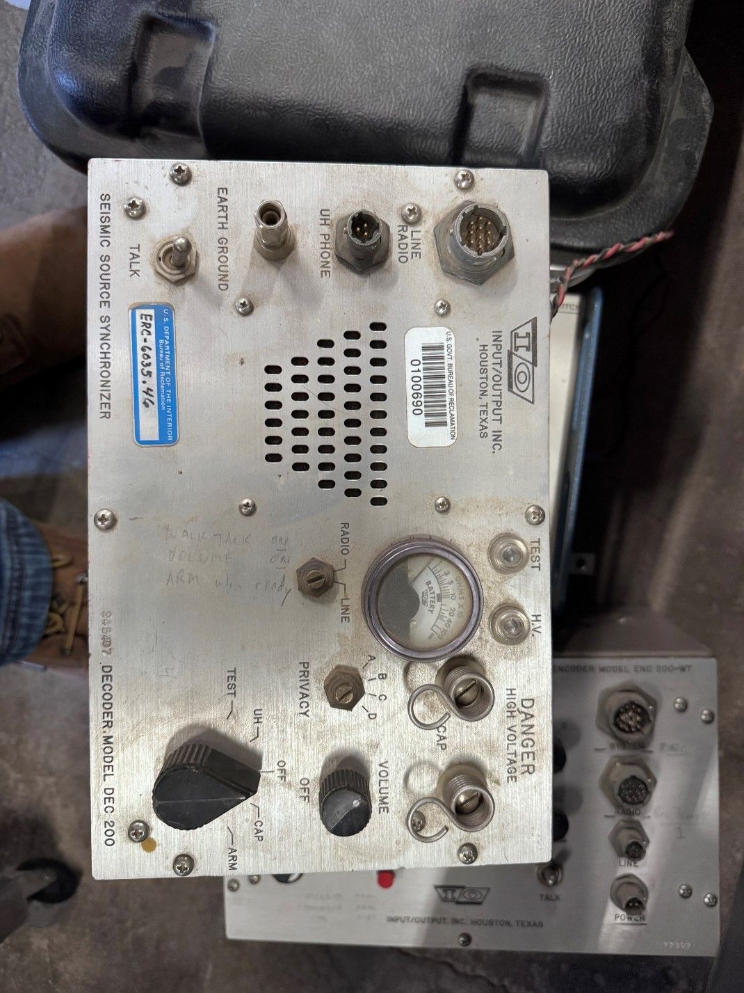 Seismic Source Synchronizer Decoder