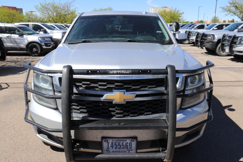 2018 Chevrolet Tahoe 4X4 SUV — photo 1