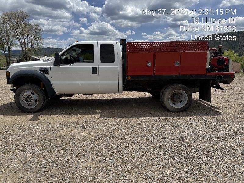 2009 Ford F550 Super Duty XL 4x4 — photo 1