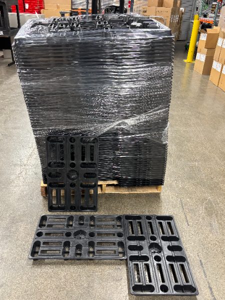 Plastic Pallets 250EA — photo 1