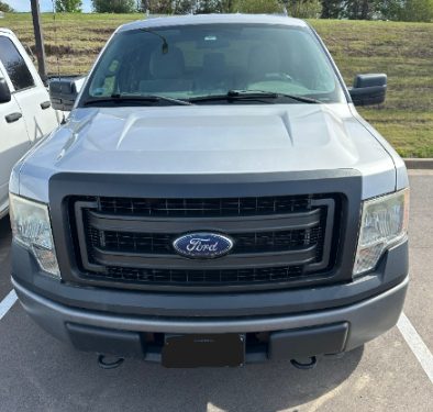 2013 Ford F150 4X4 Truck — photo 1