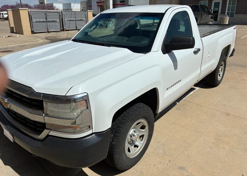2016 Chevrolet Silverado K1500 — photo 1