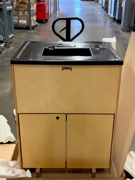 Portable Sink Lot — photo 1