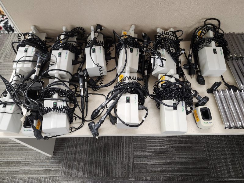 10 WelchAllyn Otoscopes Kits — photo 1