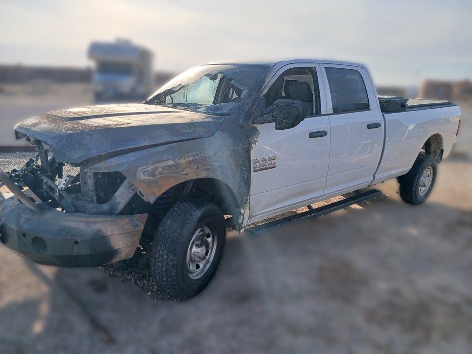 2015 Ram 2500 HD 4X4 in Salvage Condition — photo 1