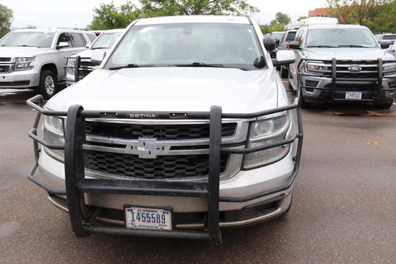 2018 Chevrolet Tahoe 4X4 SUV — photo 1