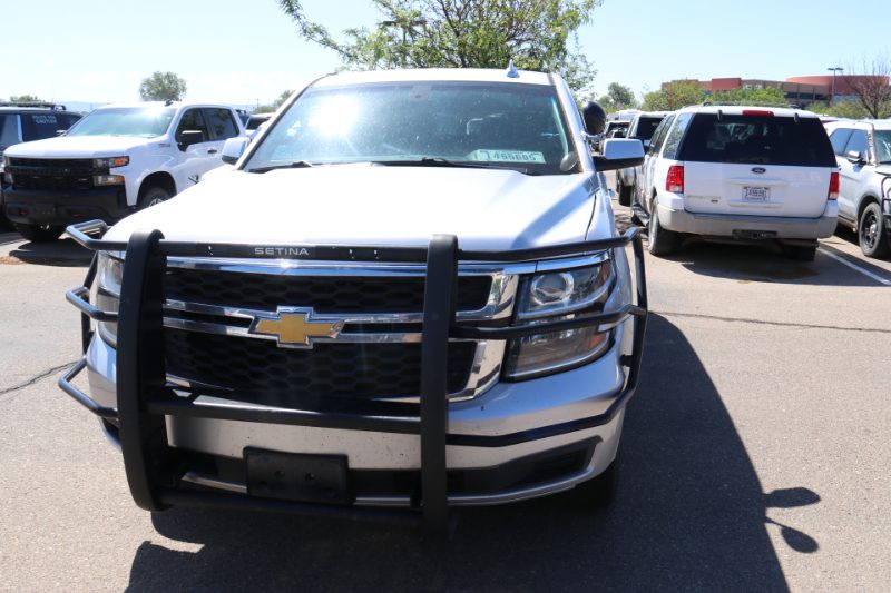 2019 Chevrolet Tahoe 4X4 SUV — photo 1