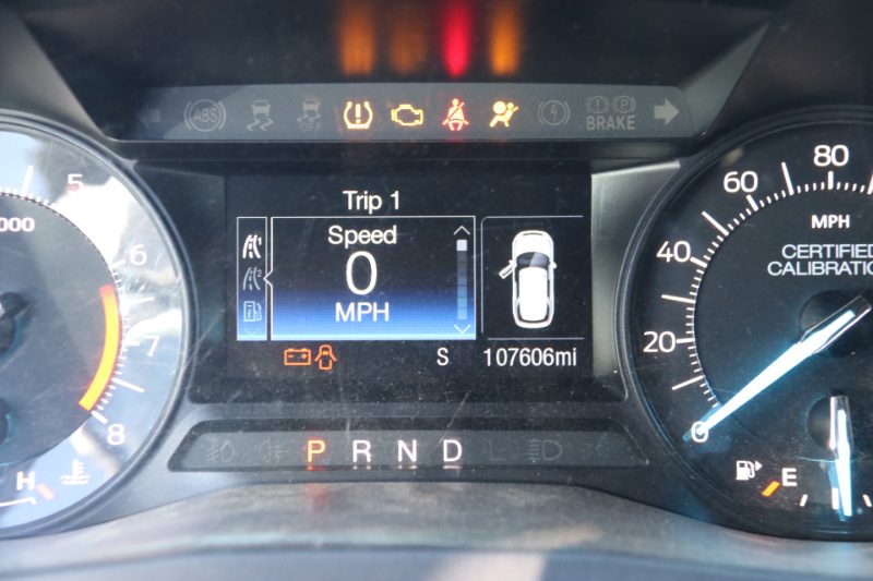 2018 Ford Explorer — photo 1