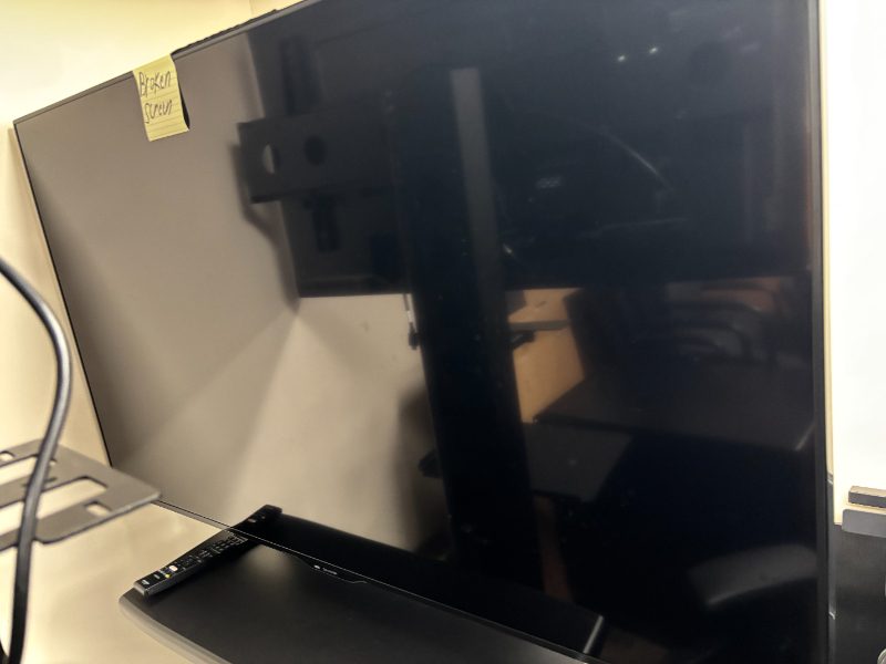 Sharp LED TV — photo 1