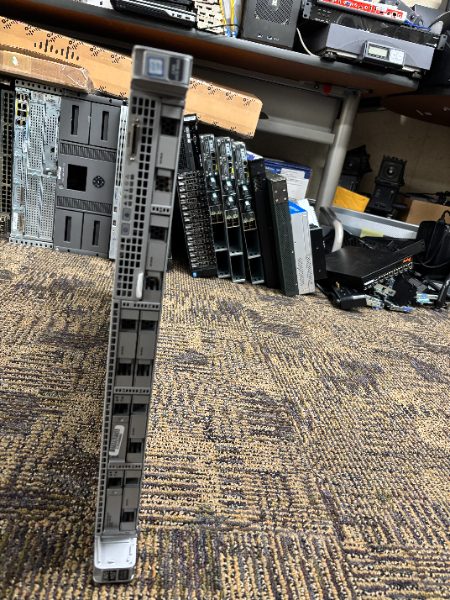 Vbrick System Incorporated CVC-M4-V01-L Distributed Media Engine — photo 1