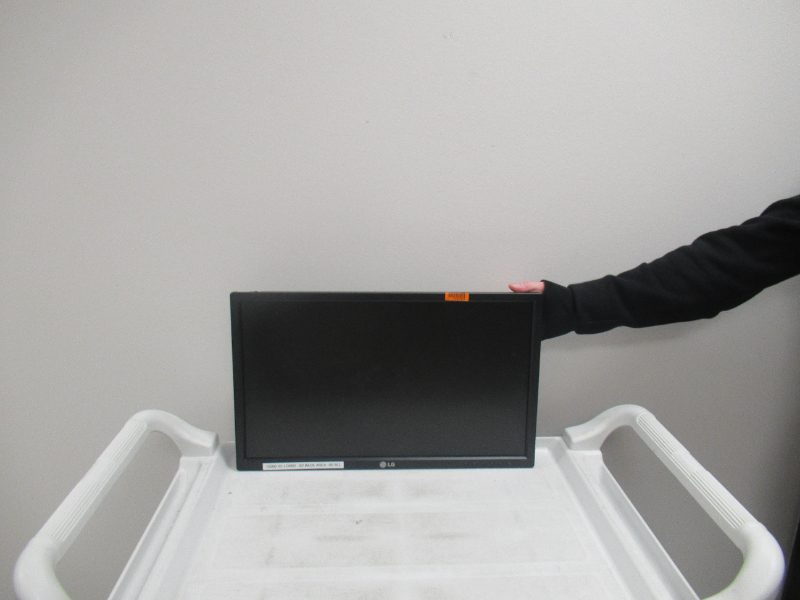 LG Monitors 41EA — photo 1