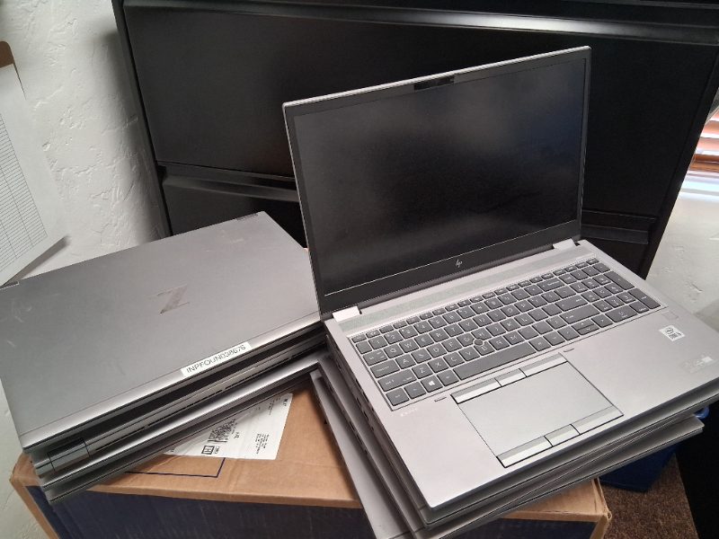 HP Laptops 7EA — photo 1