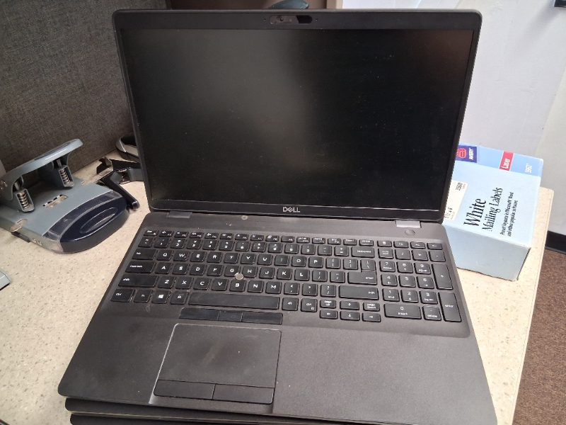 Dell Laptops 6EA — photo 1