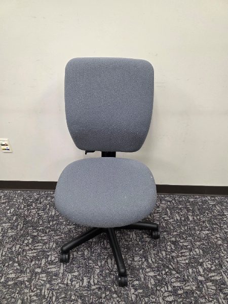 Various Office Chairs, Qty 120 — photo 1