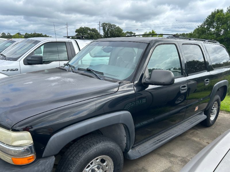 2006 Chevrolet Suburban — photo 1