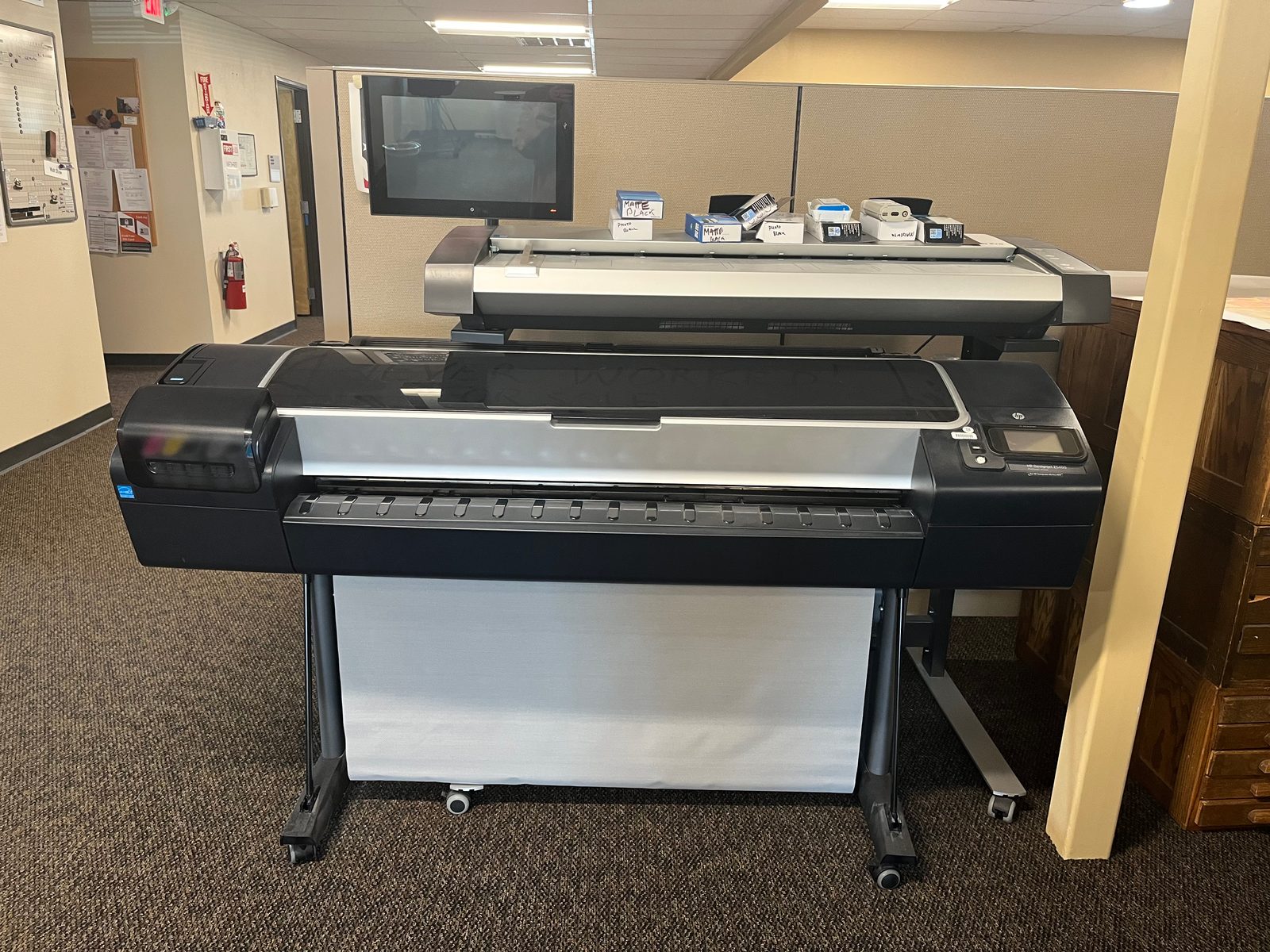 2016 HP Designjet Z5400HD Pro — photo 1