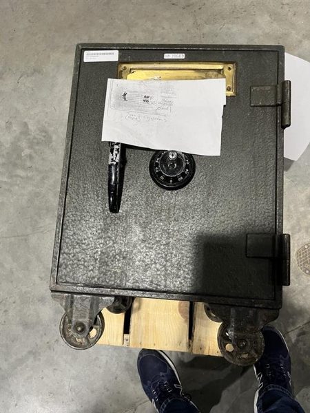 Phillips Safe — photo 1