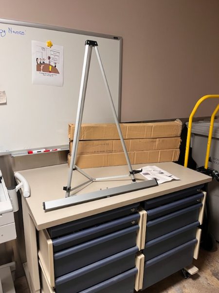 3 Telescoping Easels - photo 1