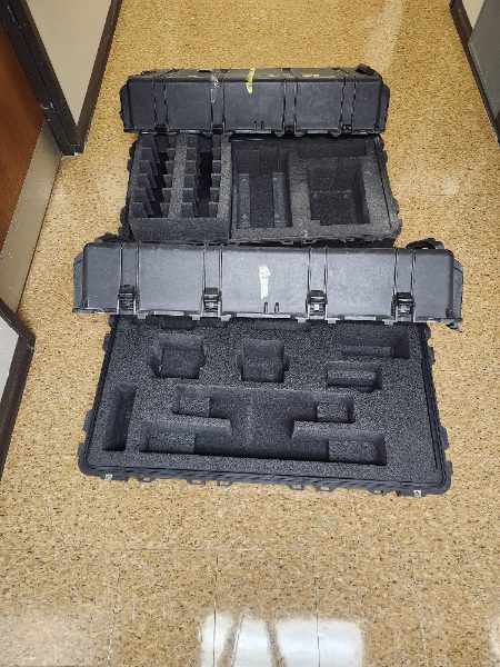 2 Large Lockable Hard Cases - photo 1