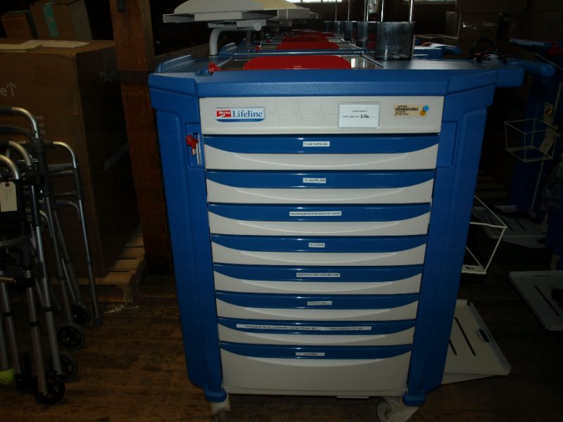 3 Metro Lifeline crash carts - photo 1