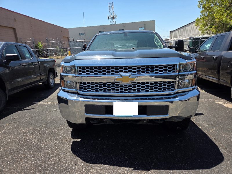 2019 Chevrolet Silverado 4X4 Truck - photo 1