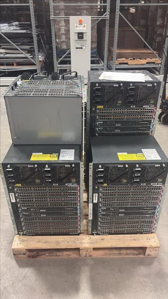 Lot of 8 Cisco Switches (3) WS-C4507RE, (5) WS-C4510RE - photo 1