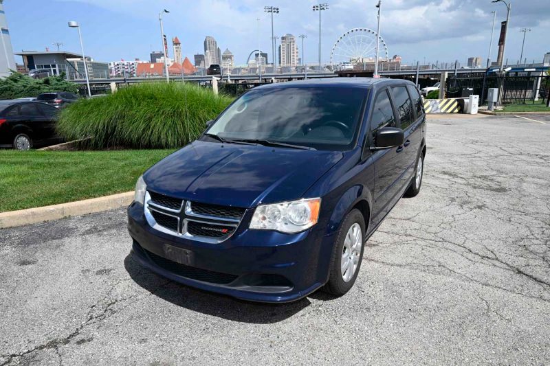 2014 Dodge Grand Caravan SE - photo 1