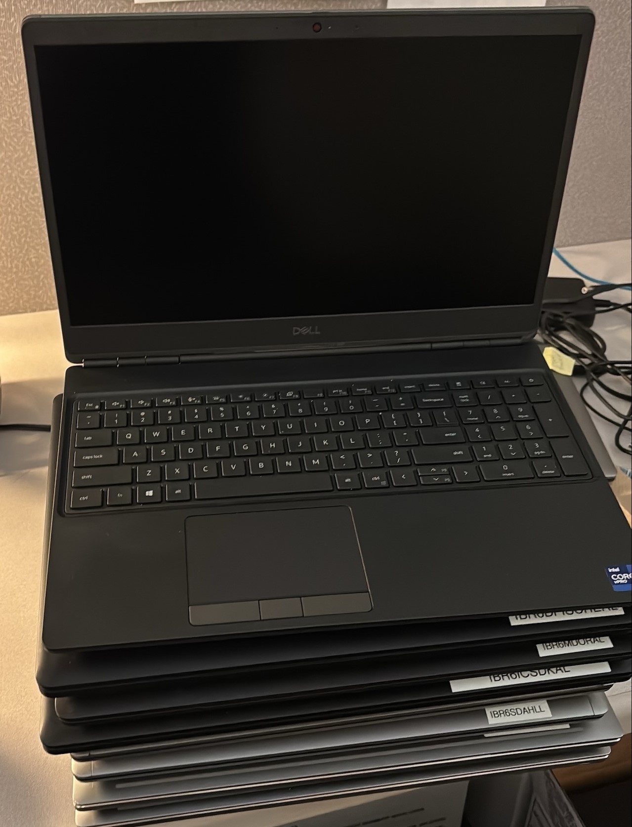 6 Laptop Computers - photo 1