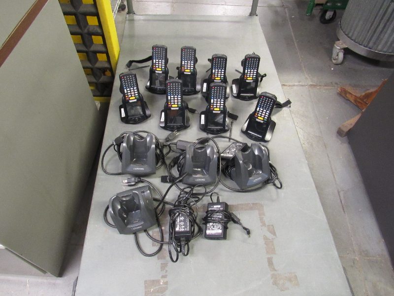 8 Motorola Model MC3190-Z Scanners and 4 Chargers - photo 1
