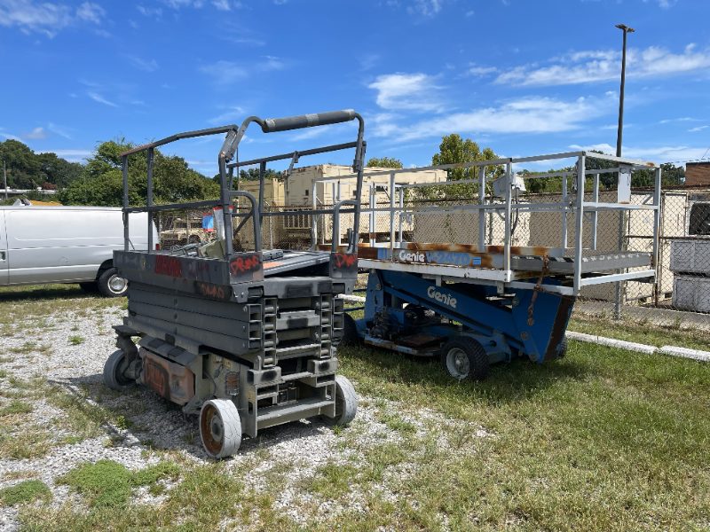 Scissor Lifts - photo 1