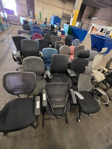 Office Chairs 50EA - photo 1