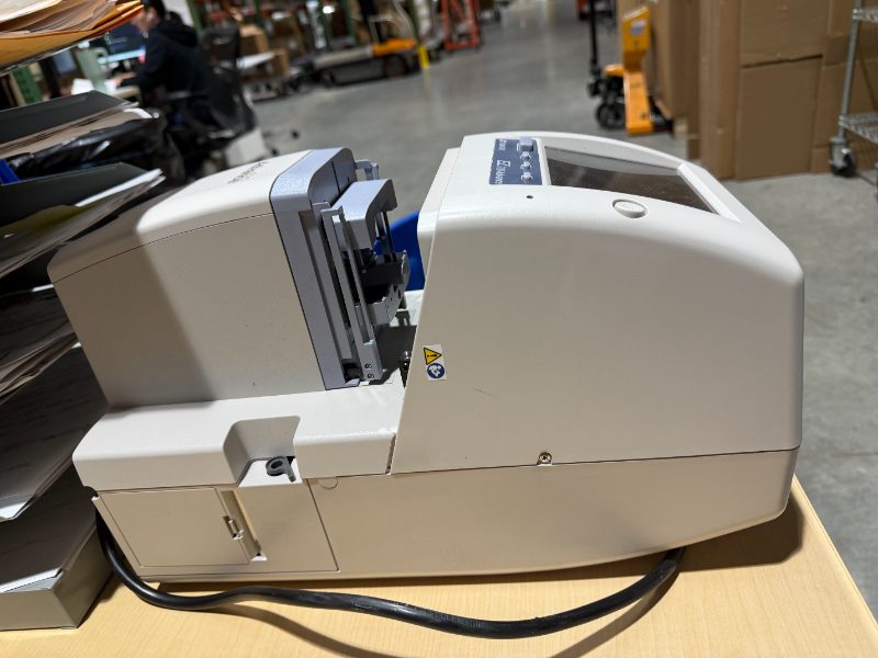 Topcon EZ200 Advance Computerized Lensmeter - photo 1
