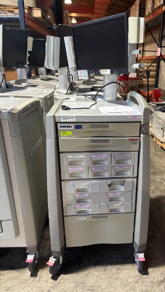 Capsa Medication Cart Lot - photo 1