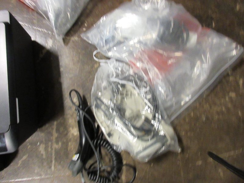 Laboratory Equipment Lot - photo 1