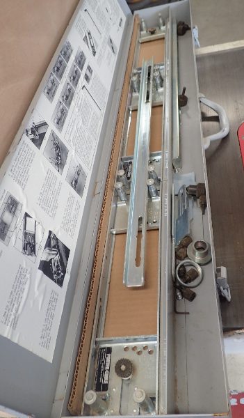 Door Hinge Template Kit — photo 1