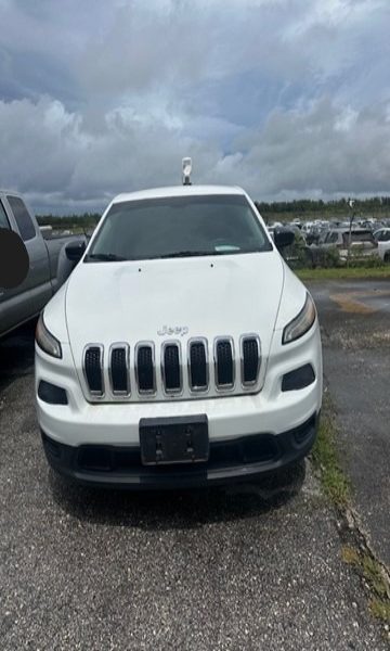 2016 Jeep Cherokee — photo 1