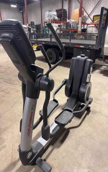 Elliptical Machine — photo 1