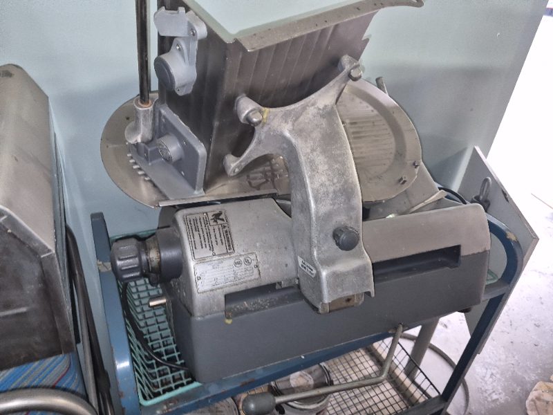 Deli Slicer — photo 1