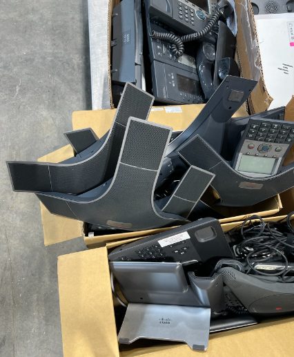 CISCO PHONES & ACCESSORIES — photo 1