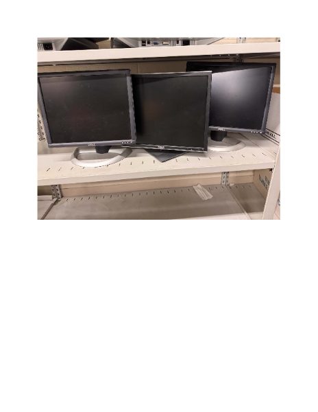 (11) Dell Monitors — photo 1