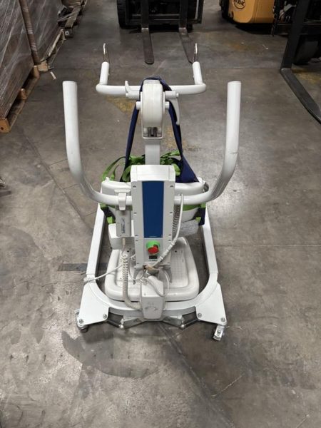 Sabina II Sit to stand Patient Lift — photo 1