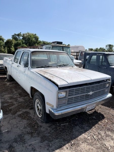 1984 Chevrolet C/K 20 — photo 1