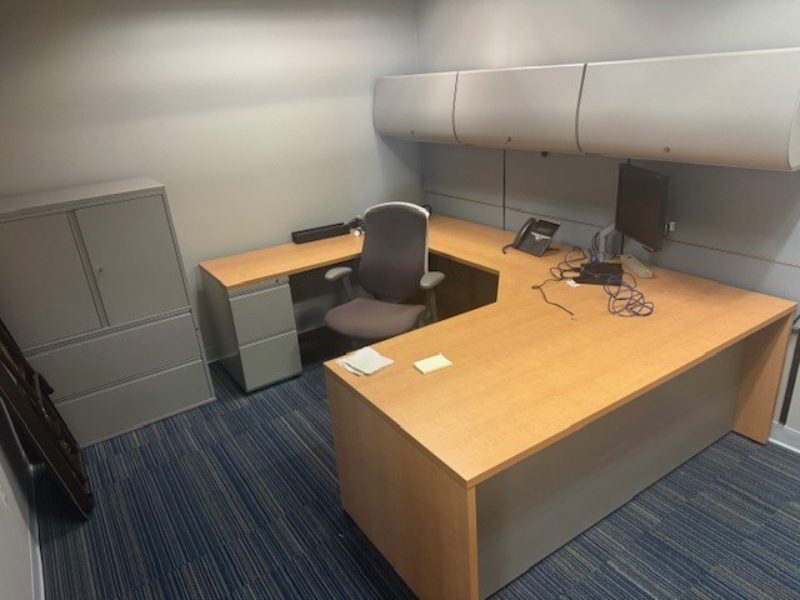 Herman Miller O150 Office Furnitures — photo 1