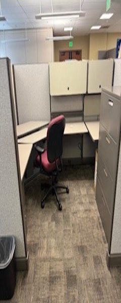 Workstations (126 EA) — photo 1