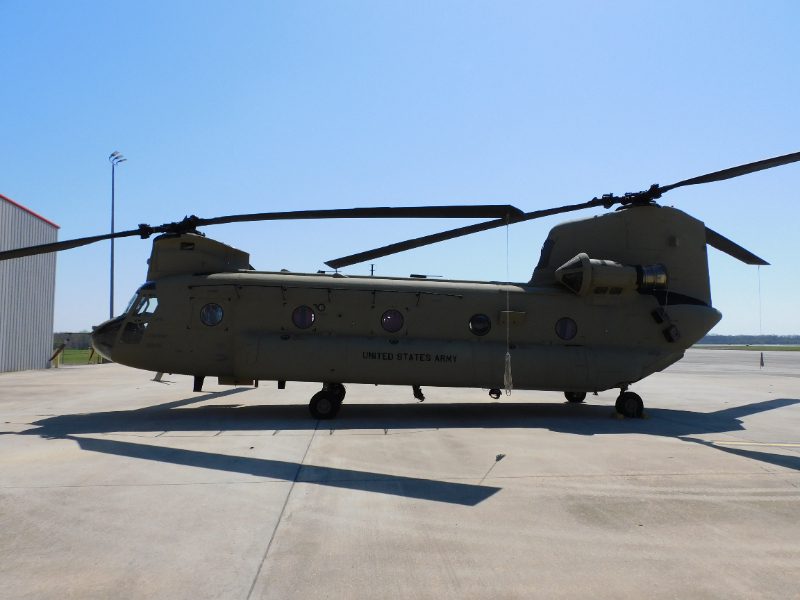 BOEING CH-47F CHINOOK HELICOPTER SN: 07-08744 — photo 1