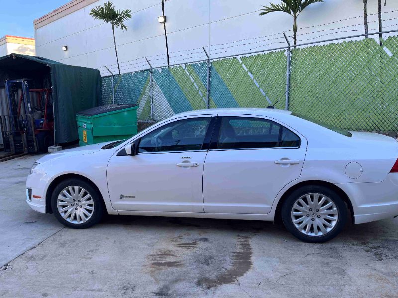 2011 Ford Fusion Hybrid — photo 1