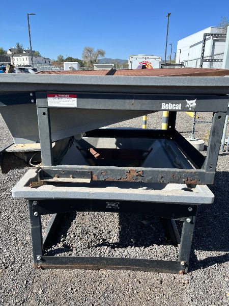 SPREADER SALT & SAND GROUNDS (1 LOT) — photo 1