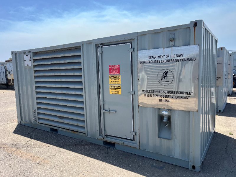 900 kW 480V Generator — photo 1