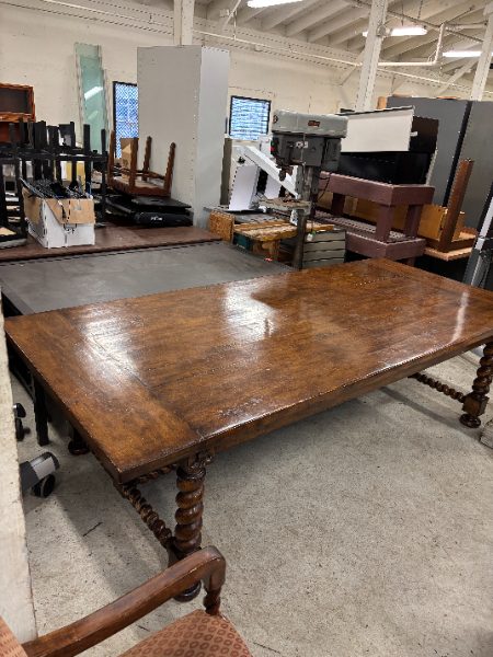 Table and Chairs set — photo 1