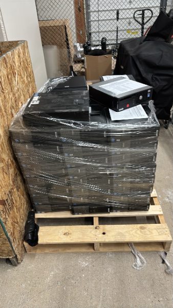 Desktop Computers - photo 1